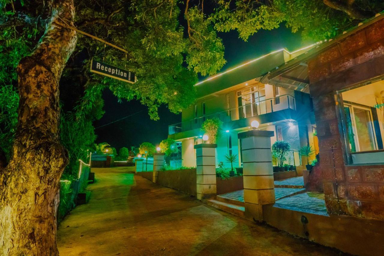 The Oak Woods Mahabaleshwar Exterior photo